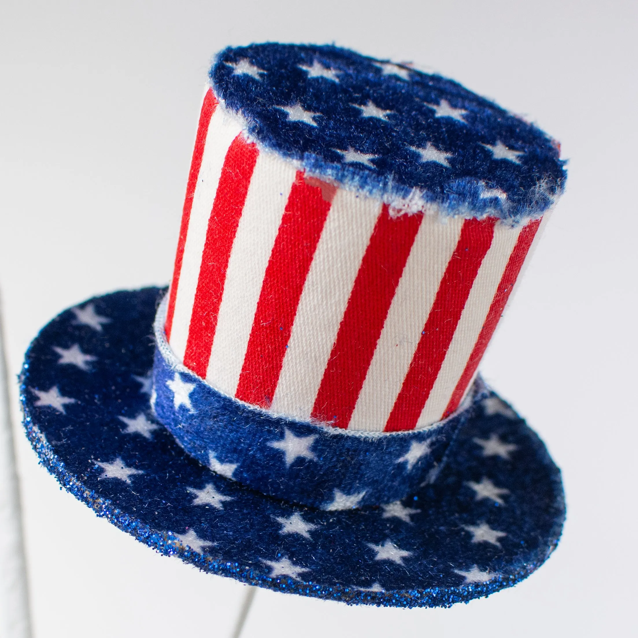 26" Stars & Stripes Patriotic Top Hat Spray