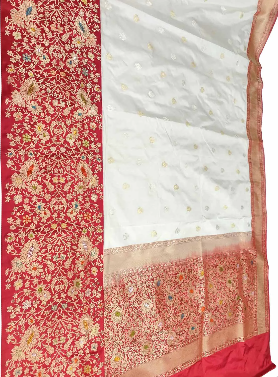 Elegant Off White Banarasi Handloom Silk Saree