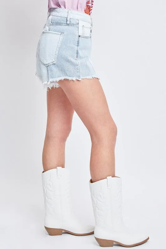 Junior High-Rise Colorblock Denim Short W/Fray Hem