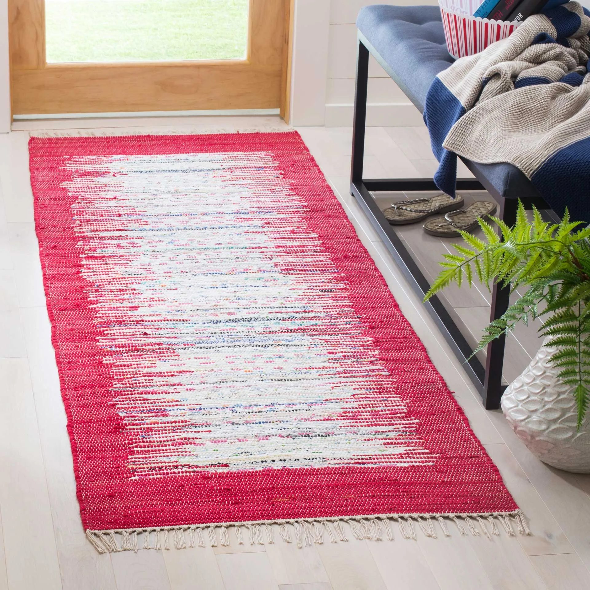 Montauk Border Ivory/Red Runner Rug