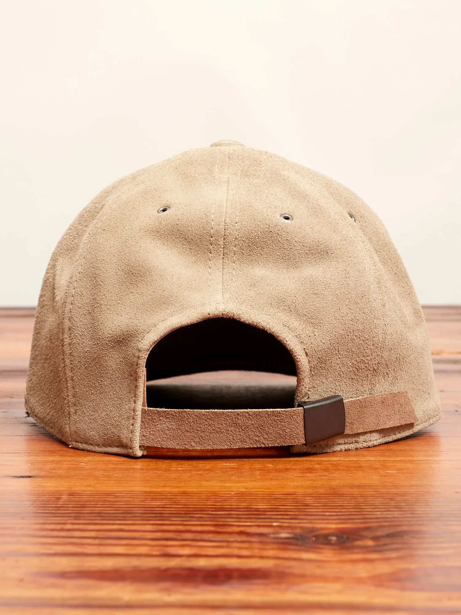 Suede Cap in Light Beige