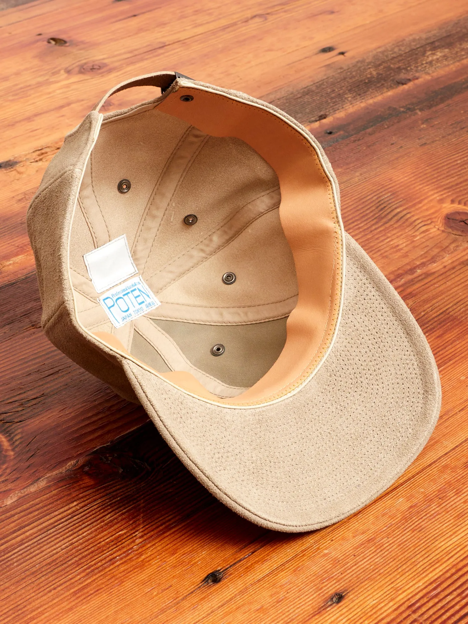 Suede Cap in Light Beige